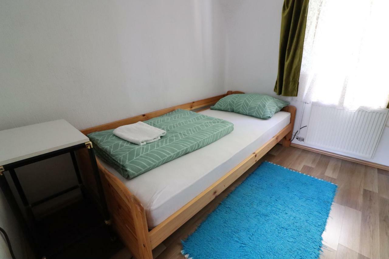 Guesthouse Veles 슬로벤스카비스트리카 외부 사진
